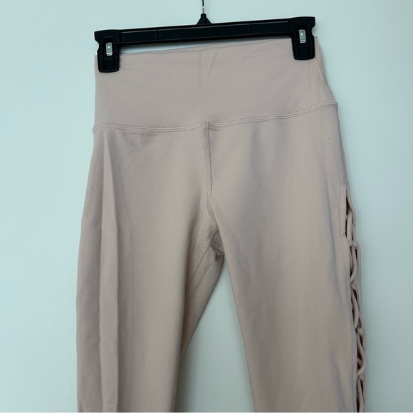 alo yoga lace up leggings - Picture 14 of 14